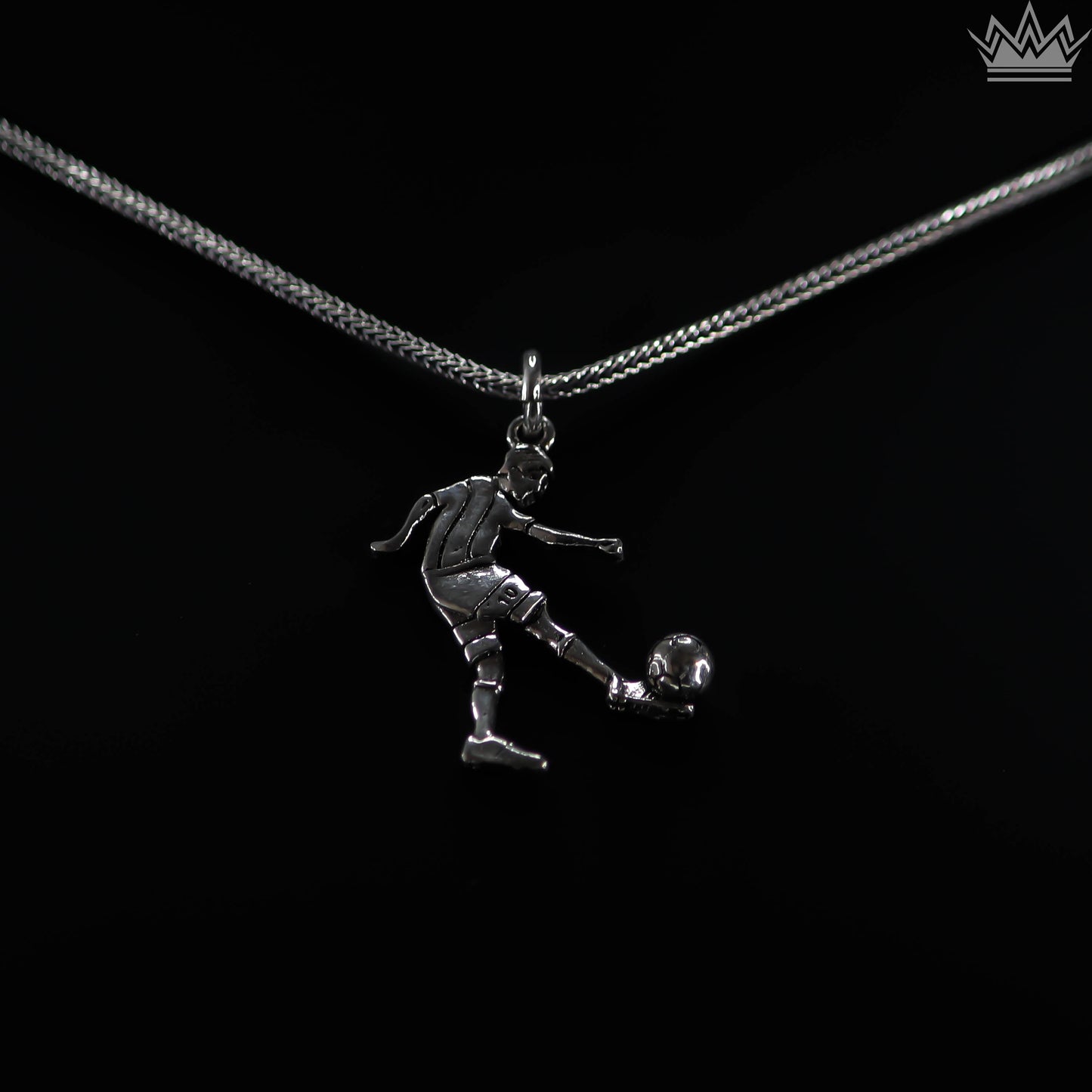 Kick Off - Hänge i 925 Sterling Silver