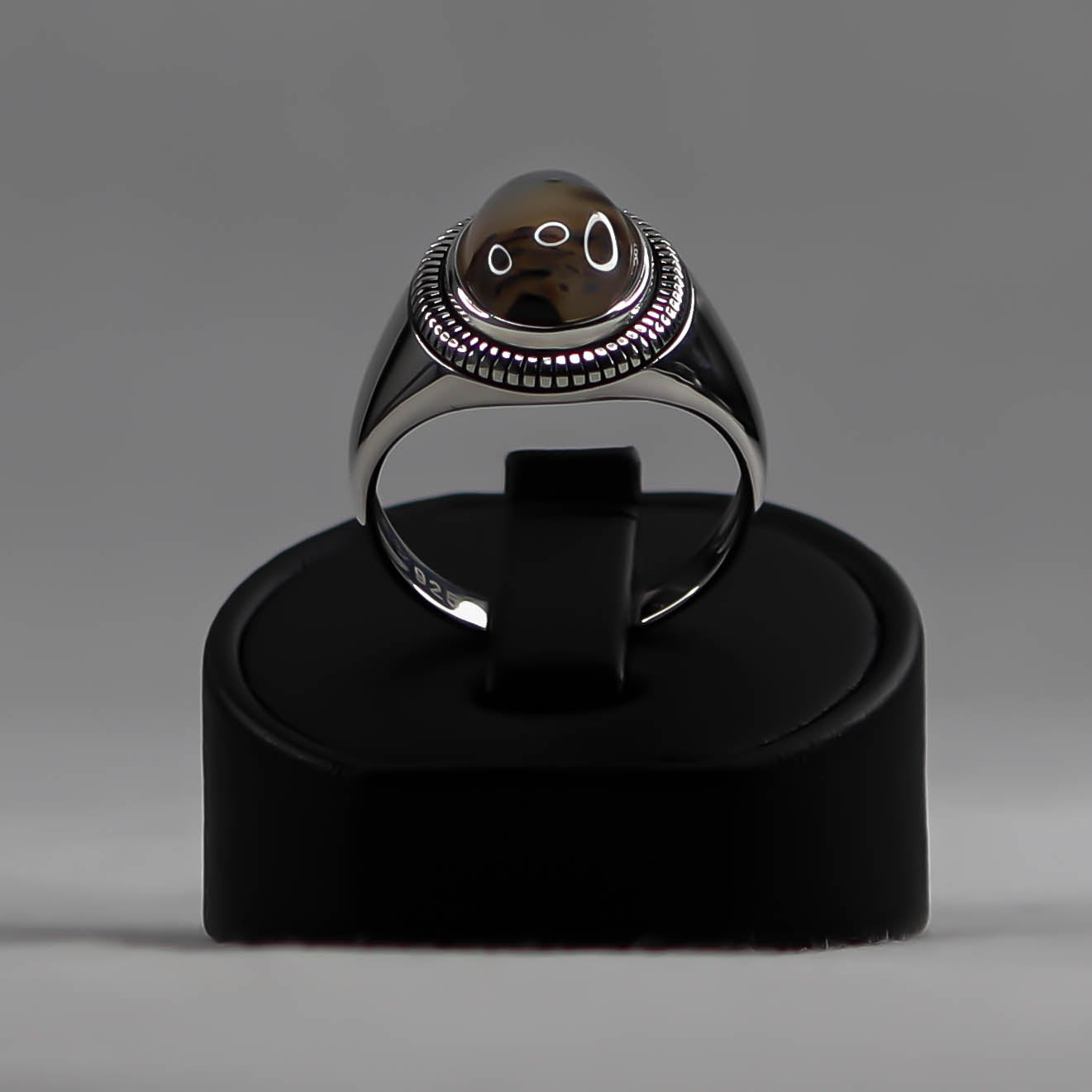 Coslada – Gulbrun Ring i Äkta 925 Sterling Silver