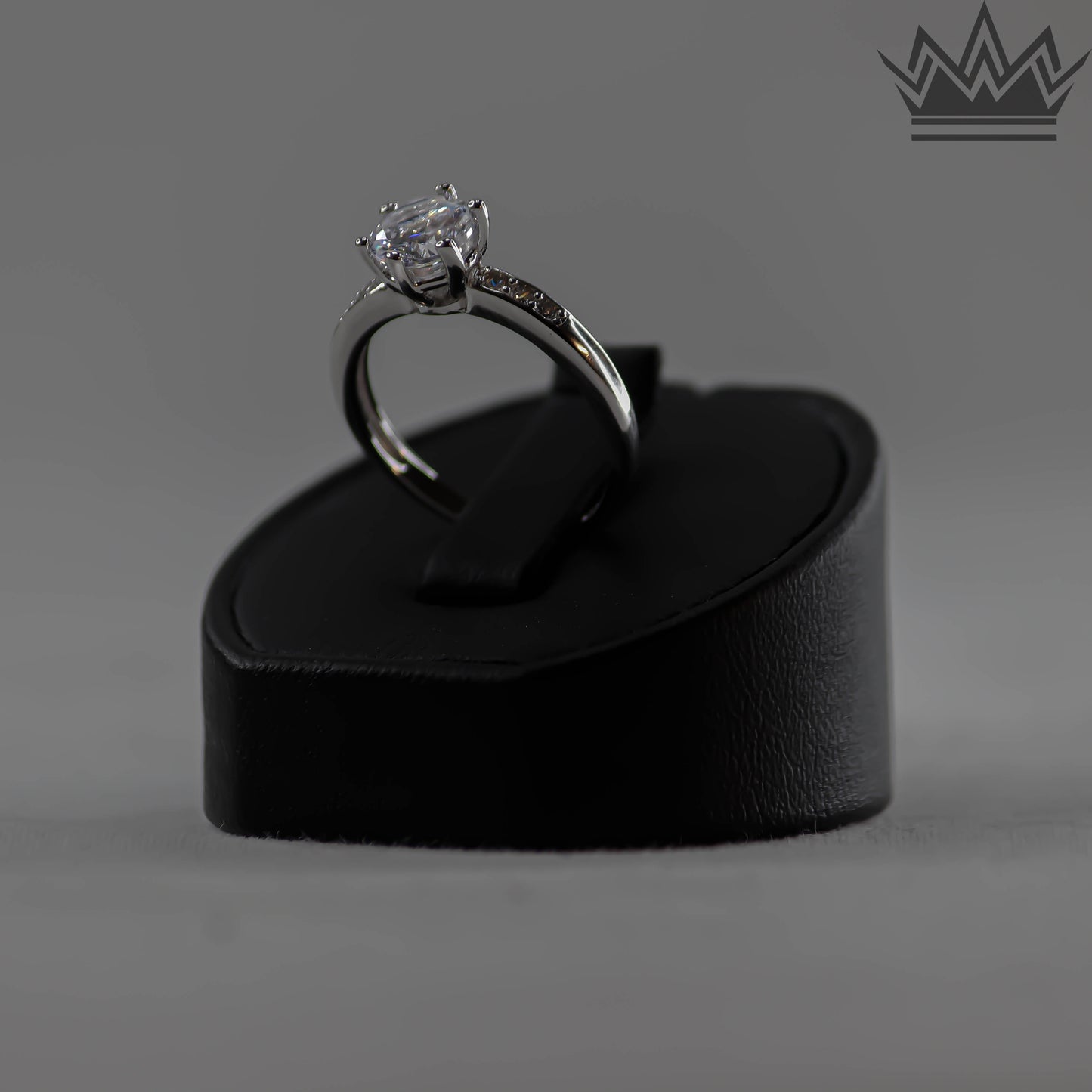 Radiant Spark – Ring in 925 Sterling Silver