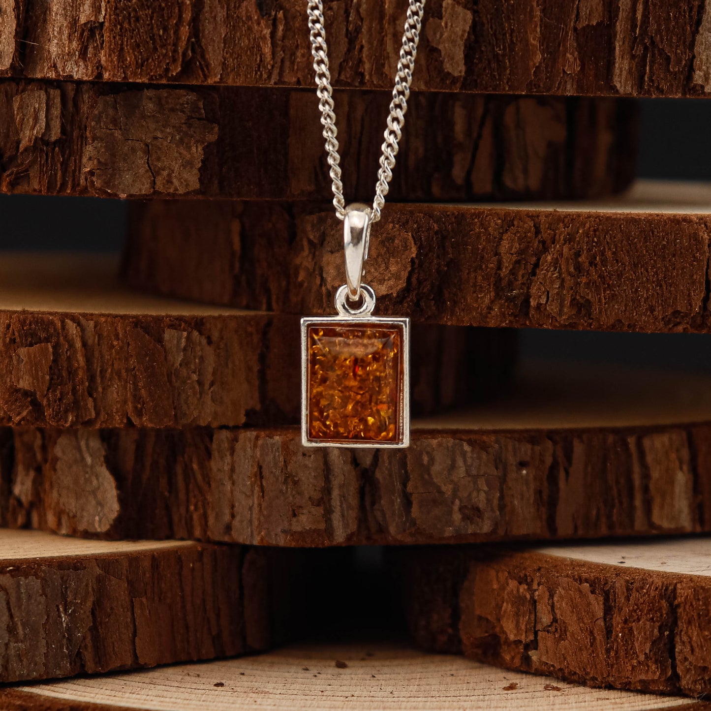 Amber Square Warm hänge i 925 Sterling Silver med Bärnsten