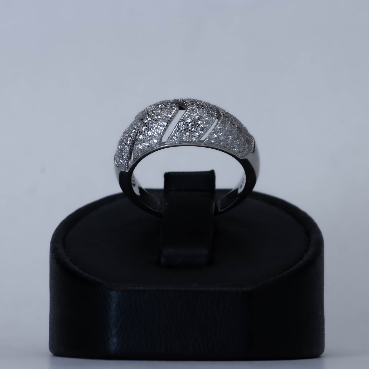 Shield – Ring in 925 Sterling Silver