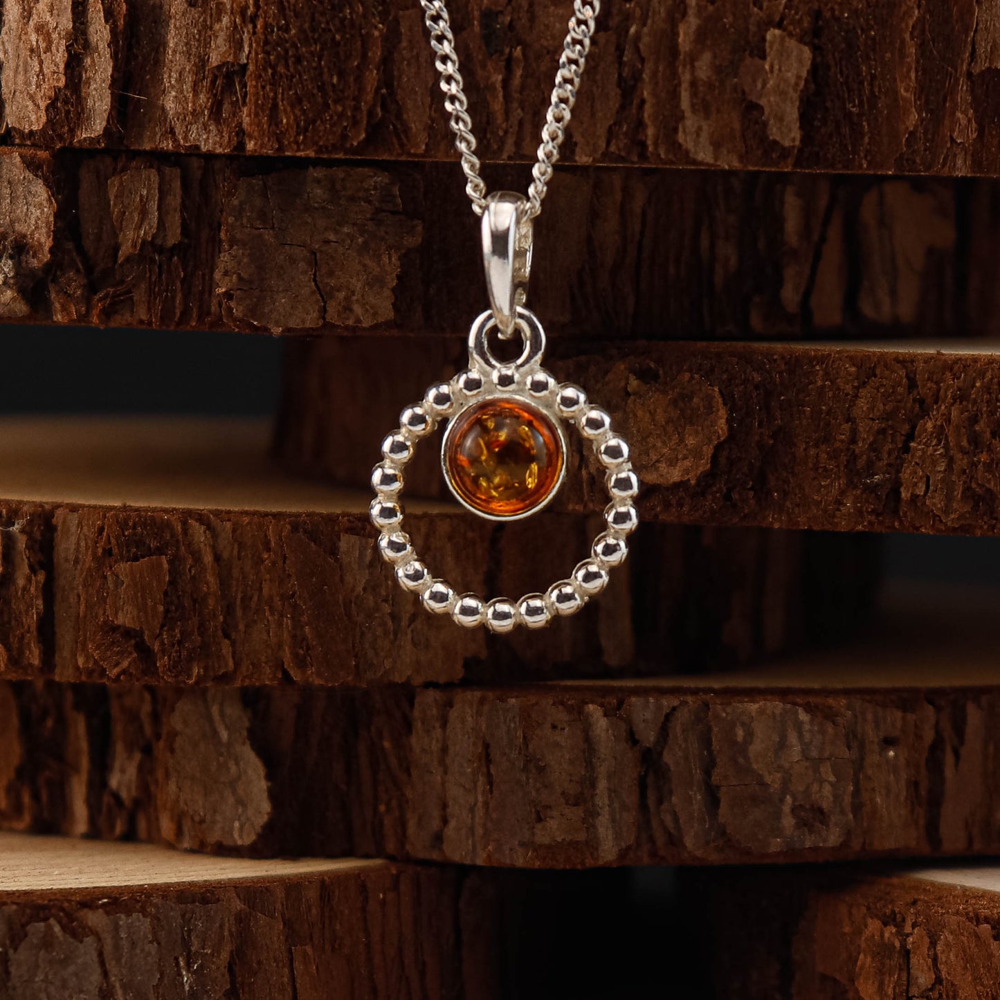 Amber Loop hänge i 925 Sterling Silver med Bärnsten