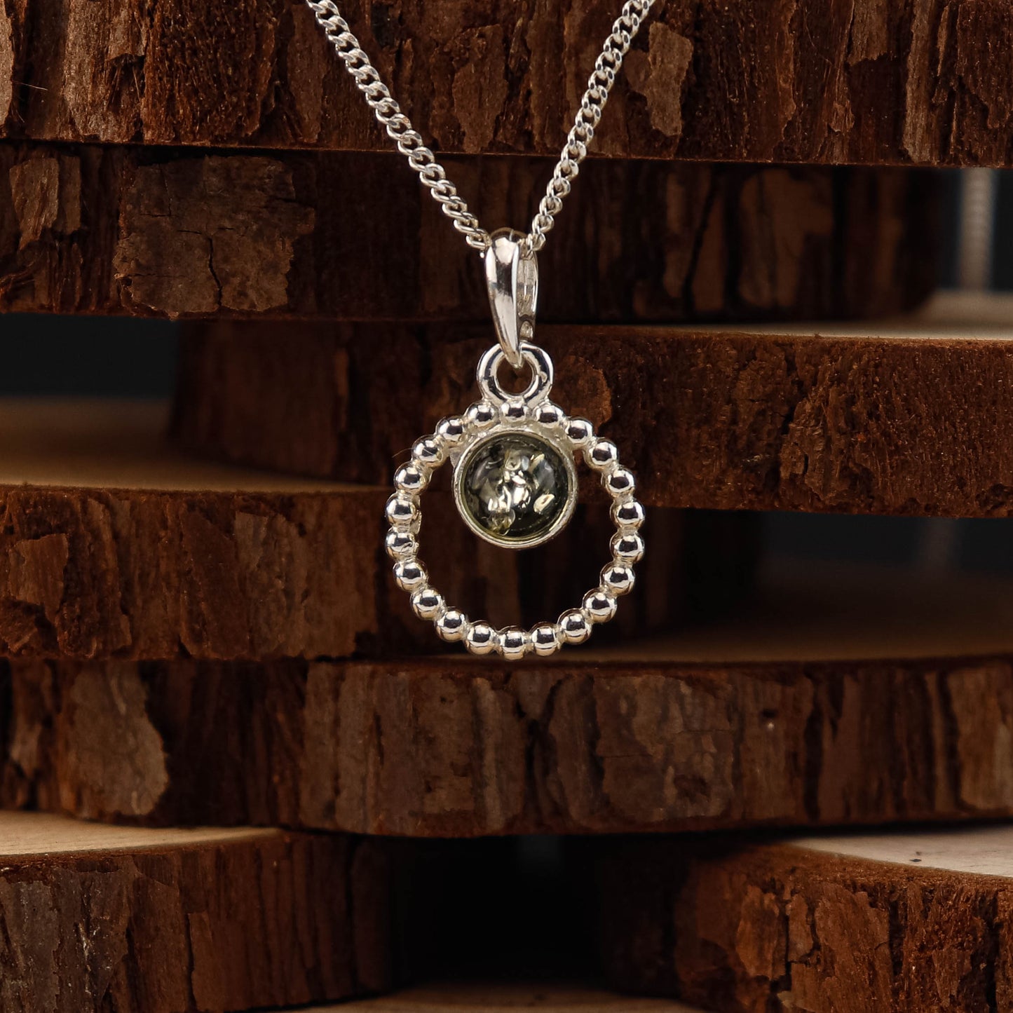 Green Circle hänge i 925 Sterling Silver med Bärnsten