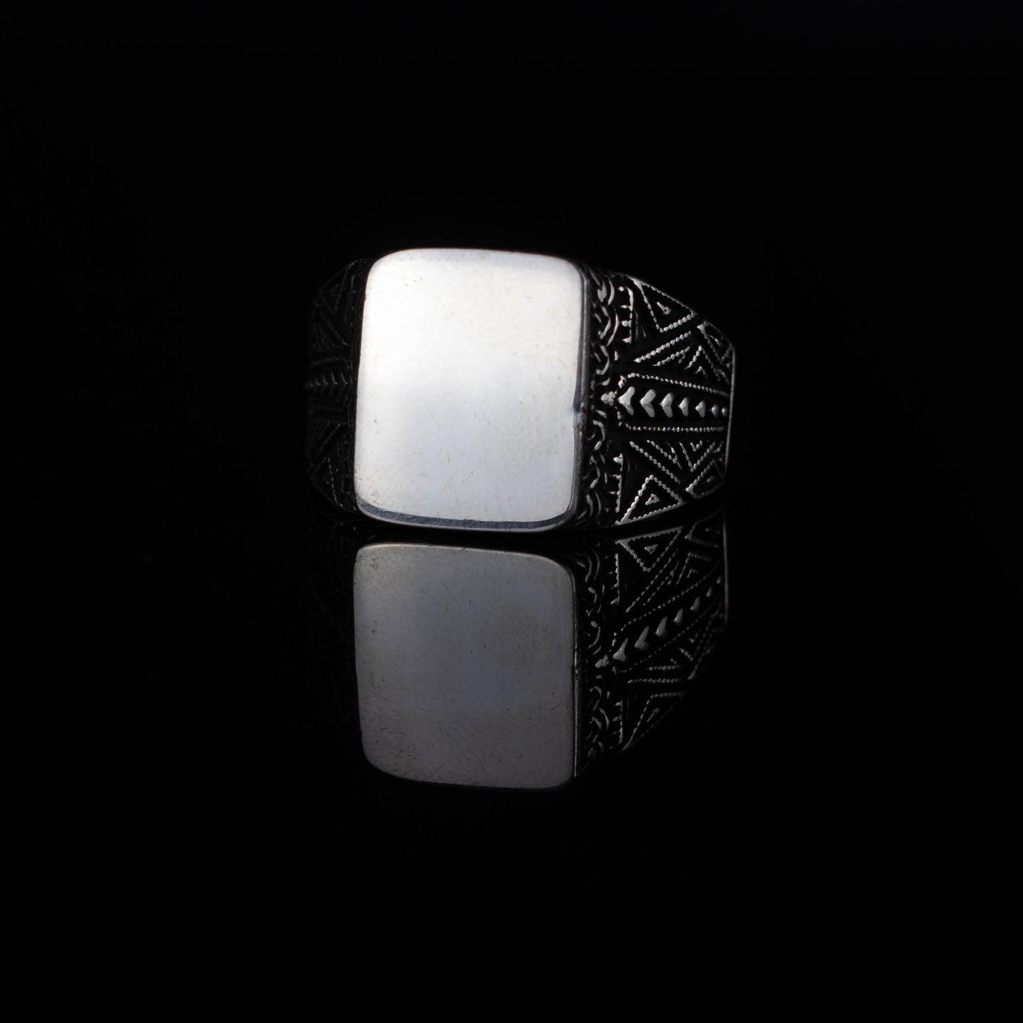 Square Statement – Klackring i 925 Sterling Silver