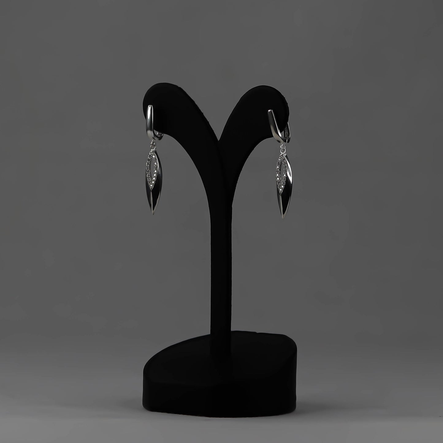 Andens Löv Örhängen i 925 Sterling Silver