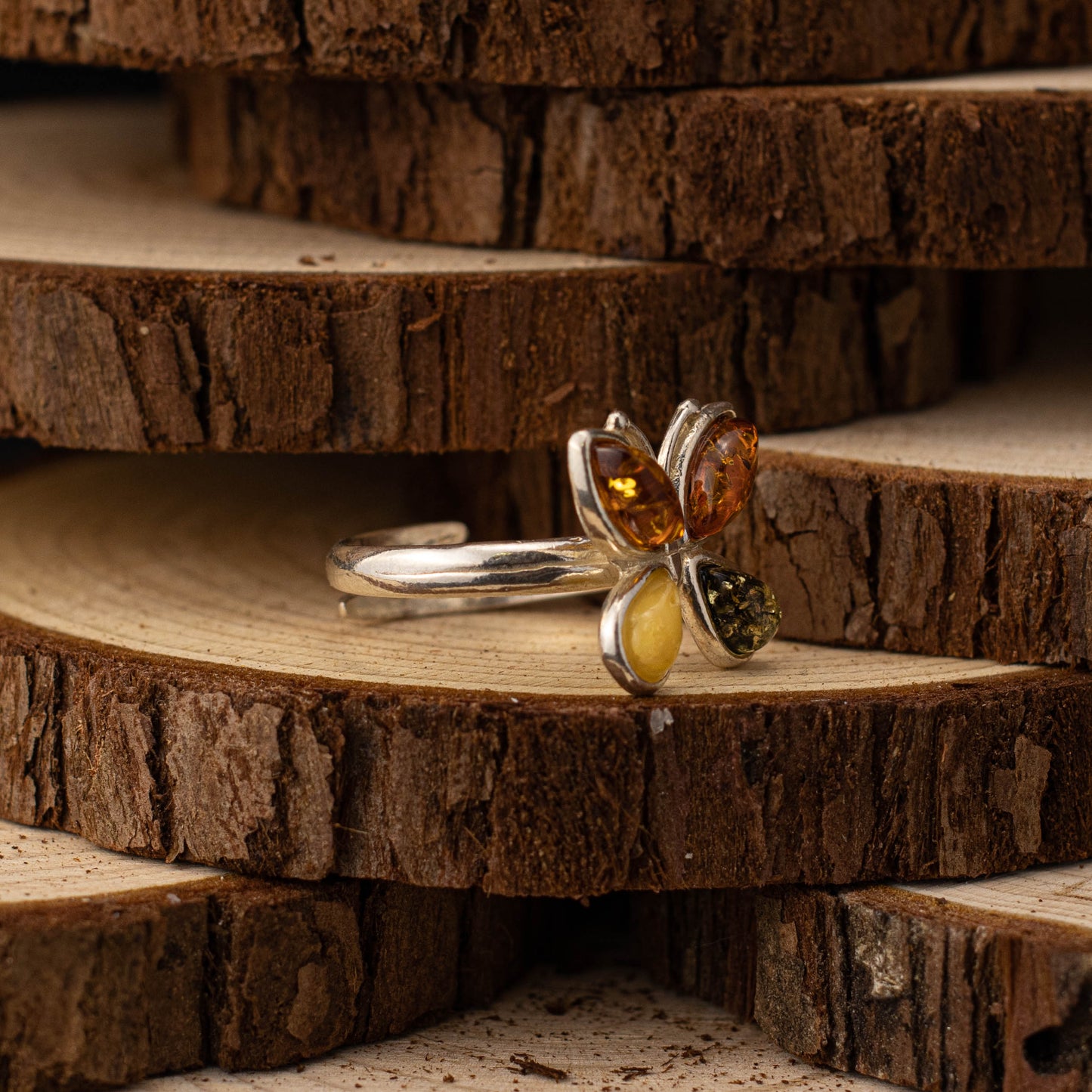Whisper Ring i 925 Sterling Silver med Bärnsten