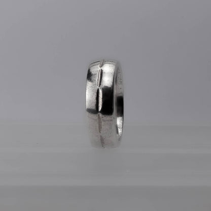 Urban Groove Ring