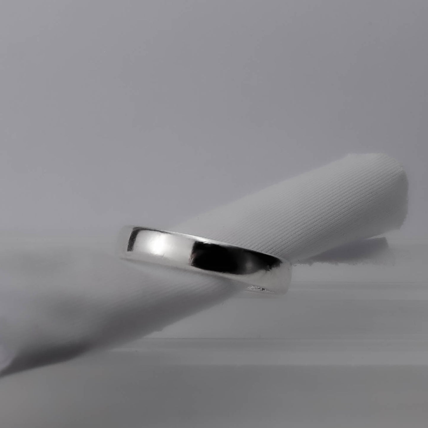 Classic Smooth Ring