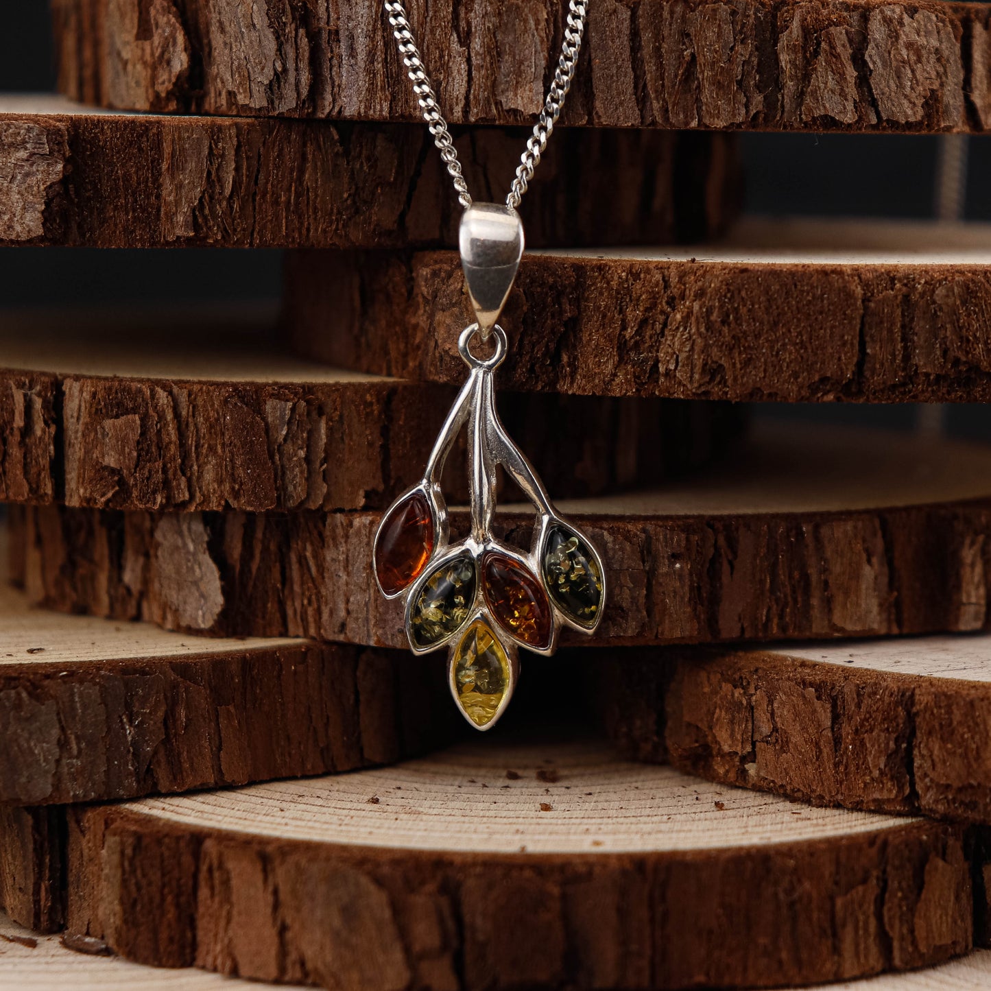 Amber Leaf Harmony hänge i 925 Sterling Silver med Bärnsten