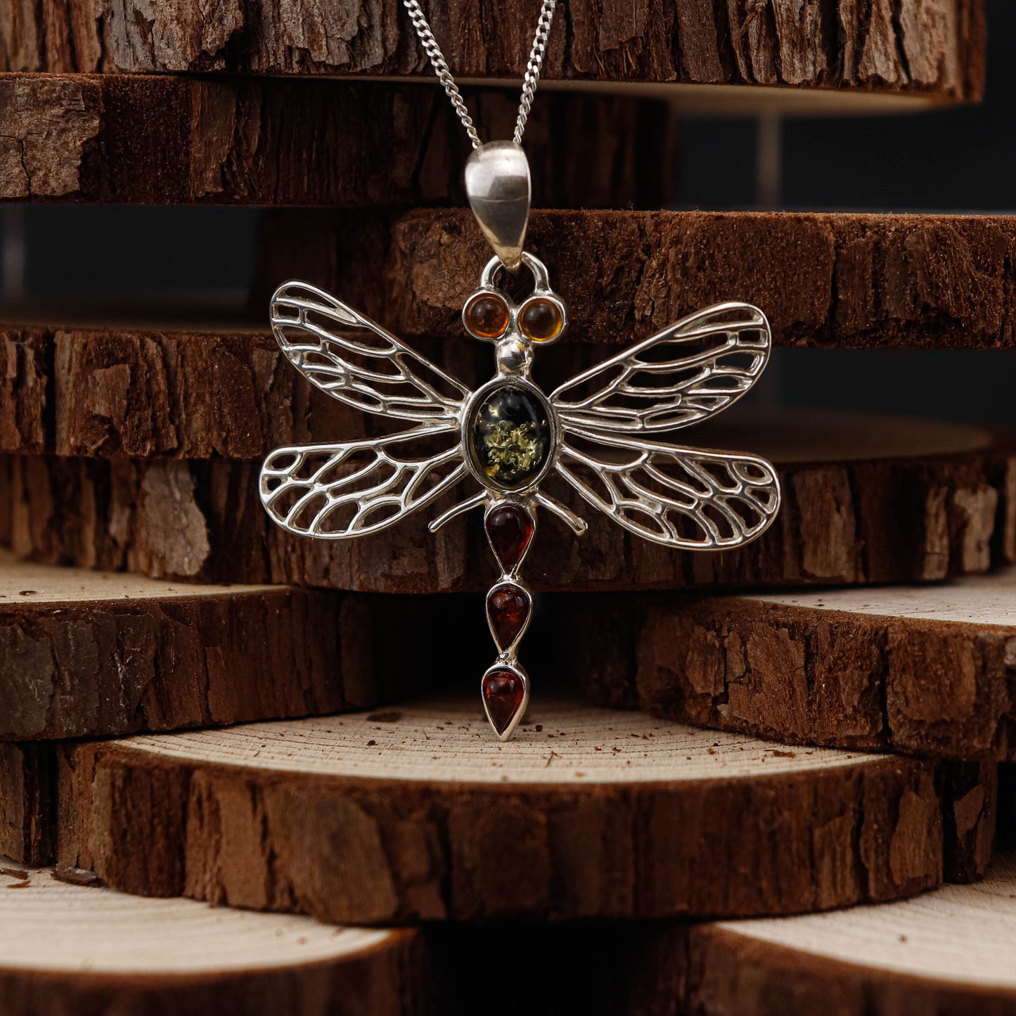Amber Dragonfly Majesty hänge i 925 Sterling Silver med Bärnsten