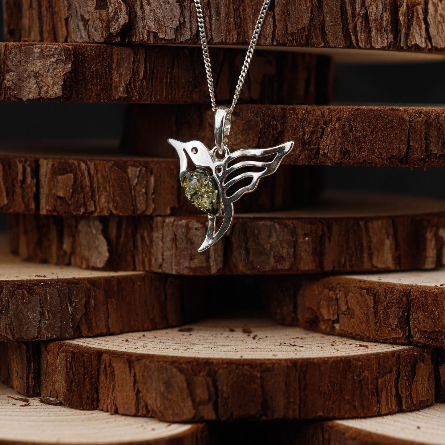 Amber Hummingbird hänge i 925 Sterling Silver med Bärnsten