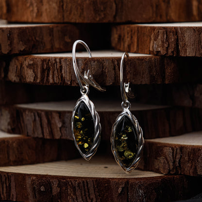 Forest Glow Drops Örhängen i 925 Sterling Silver med Bärnsten