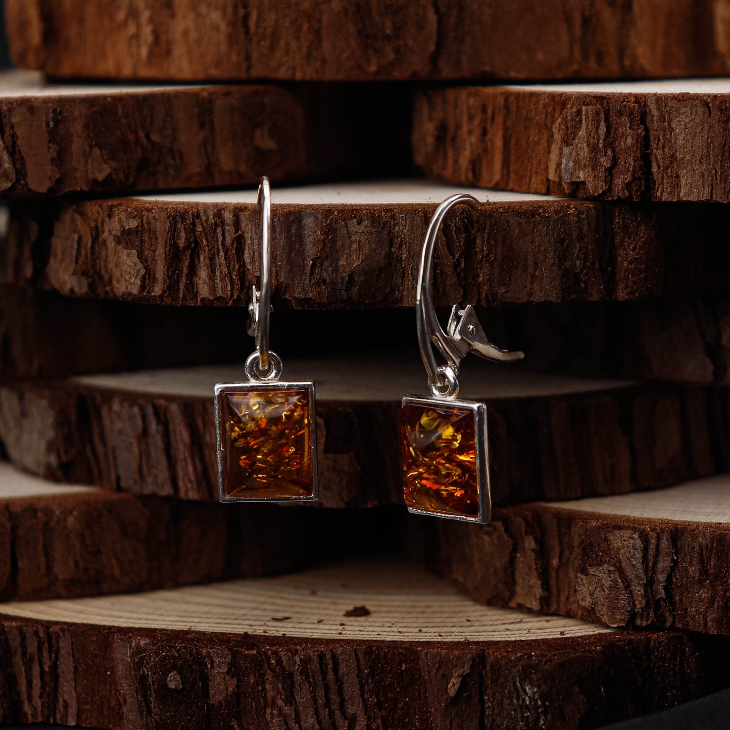 Amber Square Glow örhängen i 925 Sterling Silver med Bärnsten