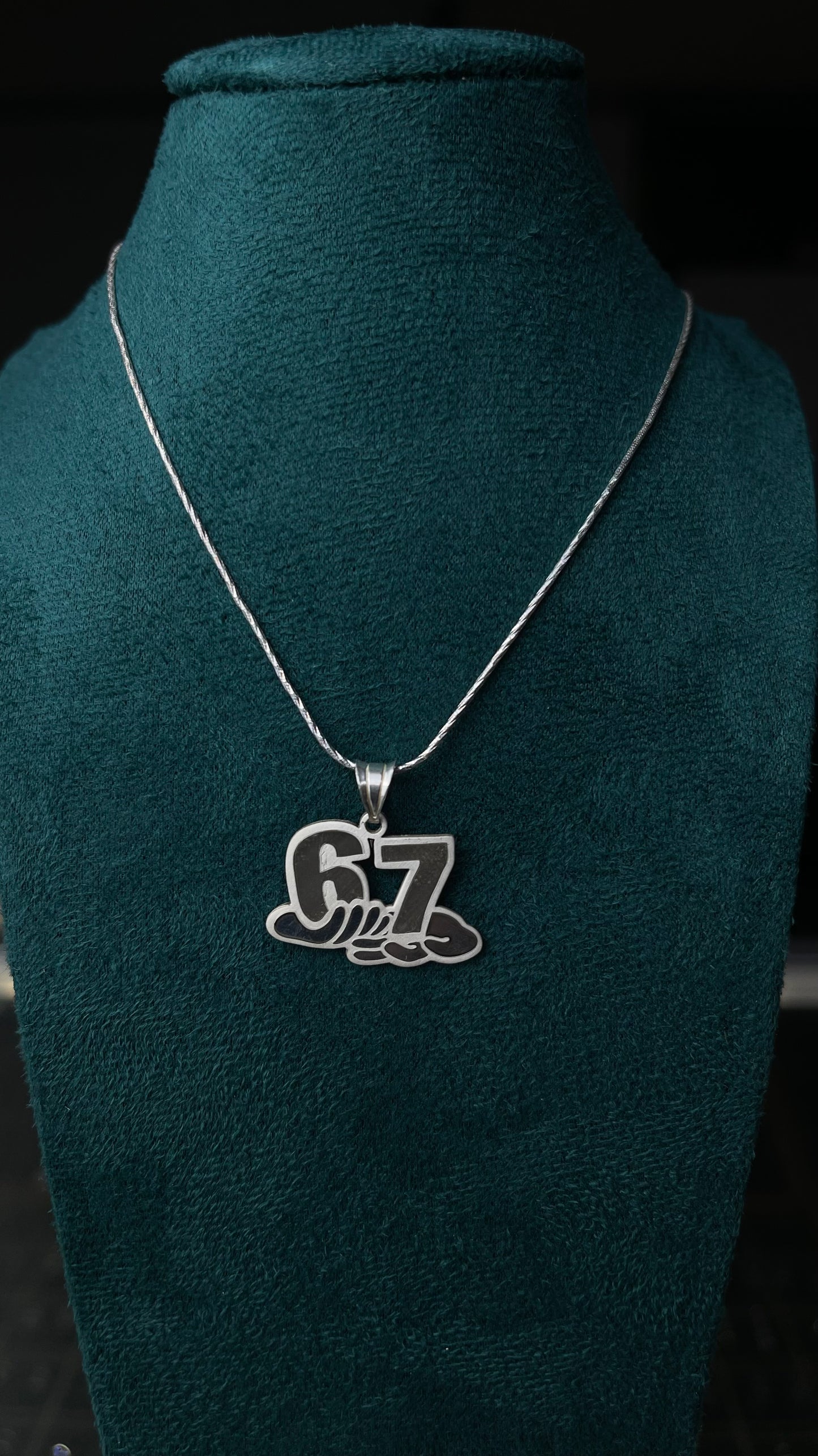 67 hänge med halsband i äkta silver 925